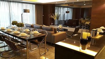 Siamese Ratchakru Residence