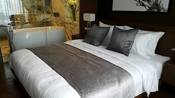 Siamese Ratchakru Residence