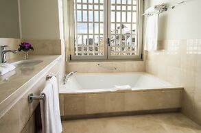 Las Terrazas de Abama Suites