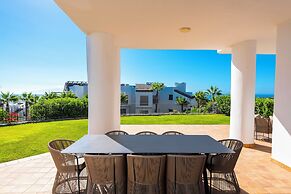 Las Terrazas de Abama Suites