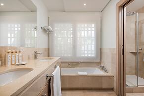 Las Terrazas de Abama Suites