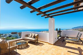 Las Terrazas de Abama Suites