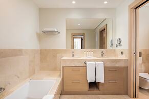Las Terrazas de Abama Suites