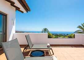 Las Terrazas de Abama Suites