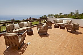 Las Terrazas de Abama Suites