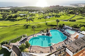Las Terrazas de Abama Suites