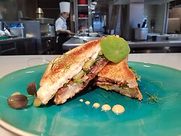 Las Terrazas de Abama Suites