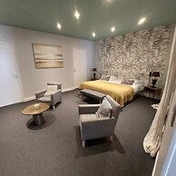 The Originals Boutique, Hôtel La Colonne de Bronze