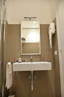 Little Rose Residence