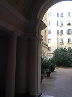 Little Rose Residence