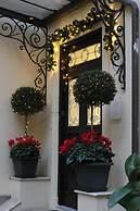 Little Rose Residence