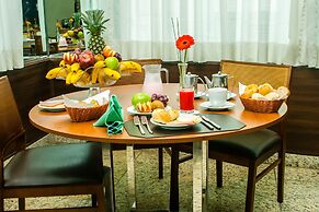 Leques Brasil Hotel Escola