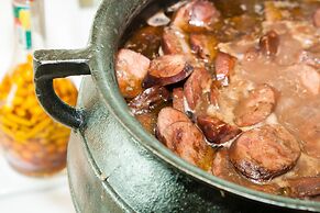 Leques Brasil Hotel Escola