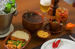 Leques Brasil Hotel Escola