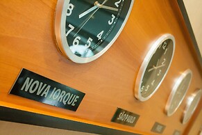 Leques Brasil Hotel Escola