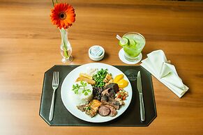 Leques Brasil Hotel Escola