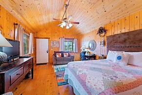 Desert Rose Resort & Cabins