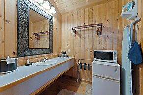 Desert Rose Resort & Cabins