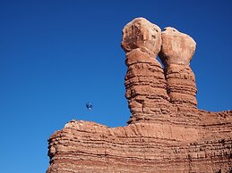 Desert Rose Resort & Cabins