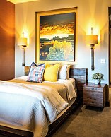 Desert Rose Resort & Cabins