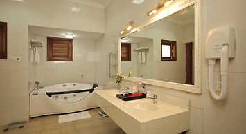 The Hotel Myat Taw Win