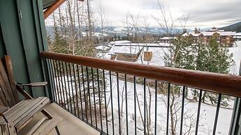 Snow Creek Lodge by Fernie Lodging Co