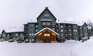Snow Creek Lodge by Fernie Lodging Co