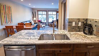 Snow Creek Lodge by Fernie Lodging Co