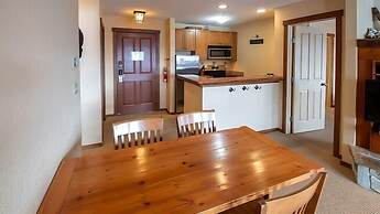 Snow Creek Lodge by Fernie Lodging Co