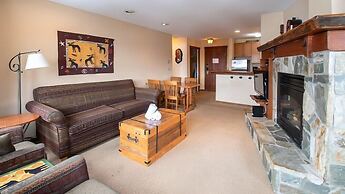 Snow Creek Lodge by Fernie Lodging Co