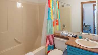 Snow Creek Lodge by Fernie Lodging Co