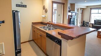 Snow Creek Lodge by Fernie Lodging Co