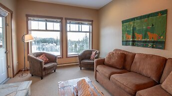 Snow Creek Lodge by Fernie Lodging Co