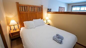 Snow Creek Lodge by Fernie Lodging Co