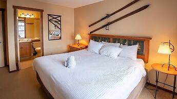 Snow Creek Lodge by Fernie Lodging Co