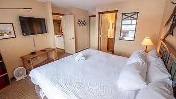 Snow Creek Lodge by Fernie Lodging Co