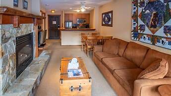 Snow Creek Lodge by Fernie Lodging Co