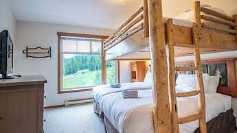 Snow Creek Lodge by Fernie Lodging Co