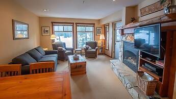 Snow Creek Lodge by Fernie Lodging Co