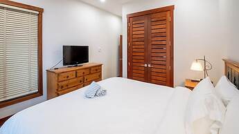 Snow Creek Lodge by Fernie Lodging Co