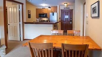 Snow Creek Lodge by Fernie Lodging Co