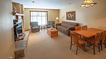 Snow Creek Lodge by Fernie Lodging Co