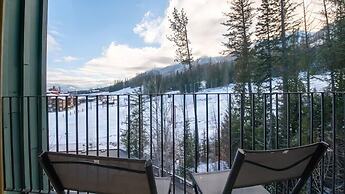 Snow Creek Lodge by Fernie Lodging Co