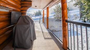 Snow Creek Cabins by Fernie Lodging Co.