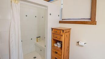 Snow Creek Cabins by Fernie Lodging Co.