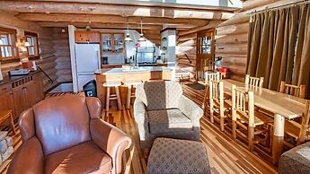 Snow Creek Cabins by Fernie Lodging Co.