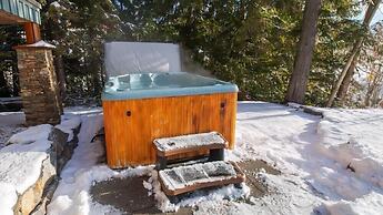 Snow Creek Cabins by Fernie Lodging Co.