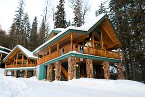 Snow Creek Cabins by Fernie Lodging Co.