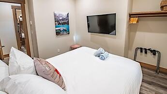 Snow Creek Cabins by Fernie Lodging Co.