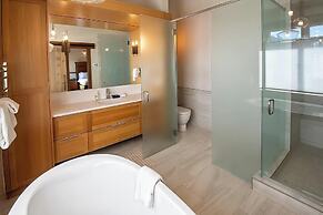 Snow Creek Cabins by Fernie Lodging Co.